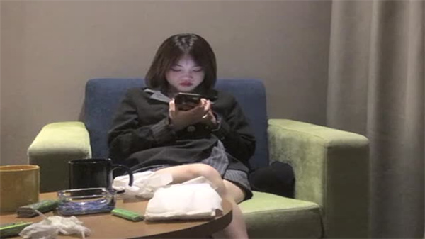 撩妹高手邂逅极品短发女神，小萝莉的极致诱惑让你欲火焚身！